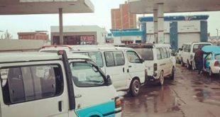 شكاوى من تكدس وزحام السيارات بمحطة تموين الغاز على طريق" دمياط - شطا "